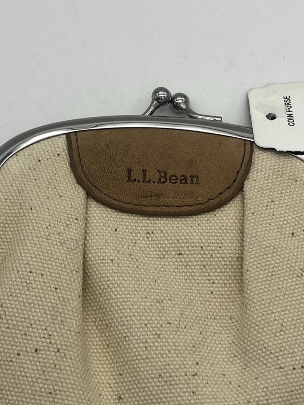 LL Bean Canvas Coin Purse Wallet Kiss Lock Closure Natural NWT - Picture 2 of 6